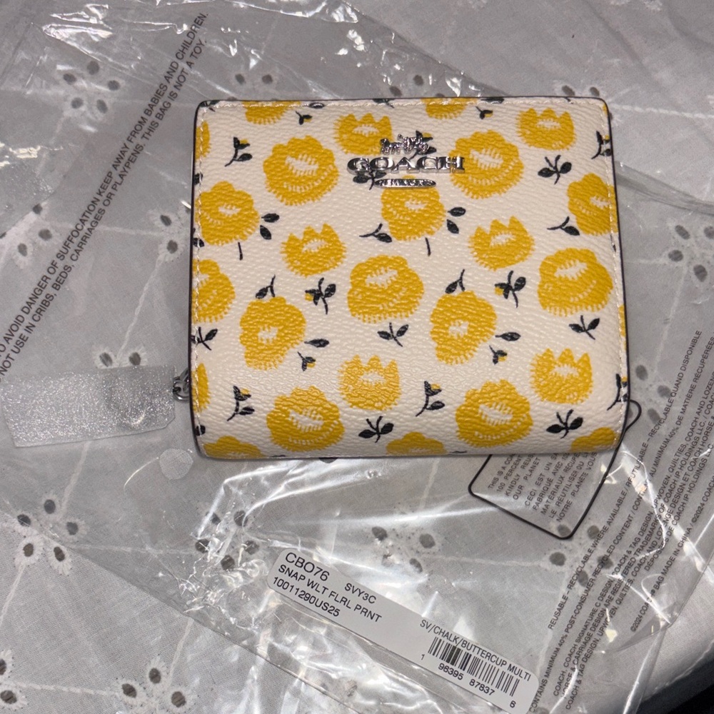 Coach White and Yellow Floral Women's Wallet